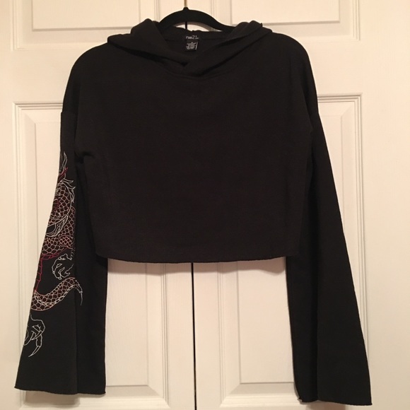 rue 21 cropped hoodie